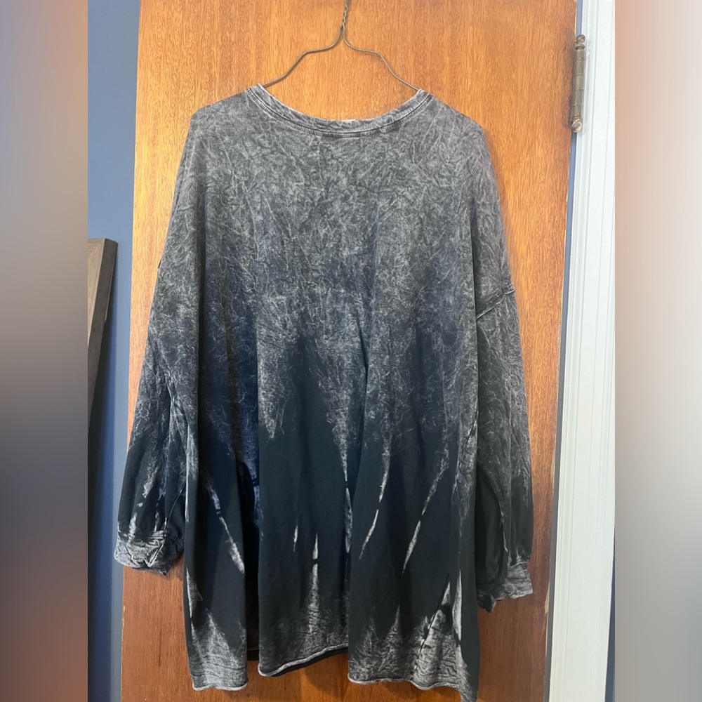 Acid washed tunic